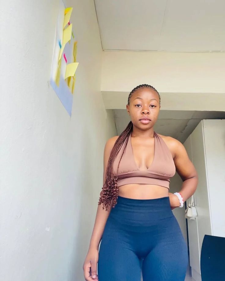 Priscilla — Efik Singles