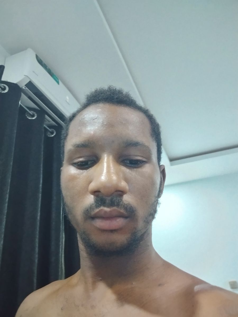 somtoomuoji, 27 — Anambra Single