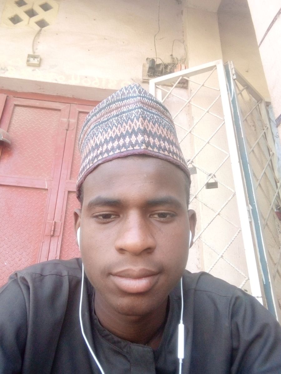 auwalsaniisa, 21 — Kano Single