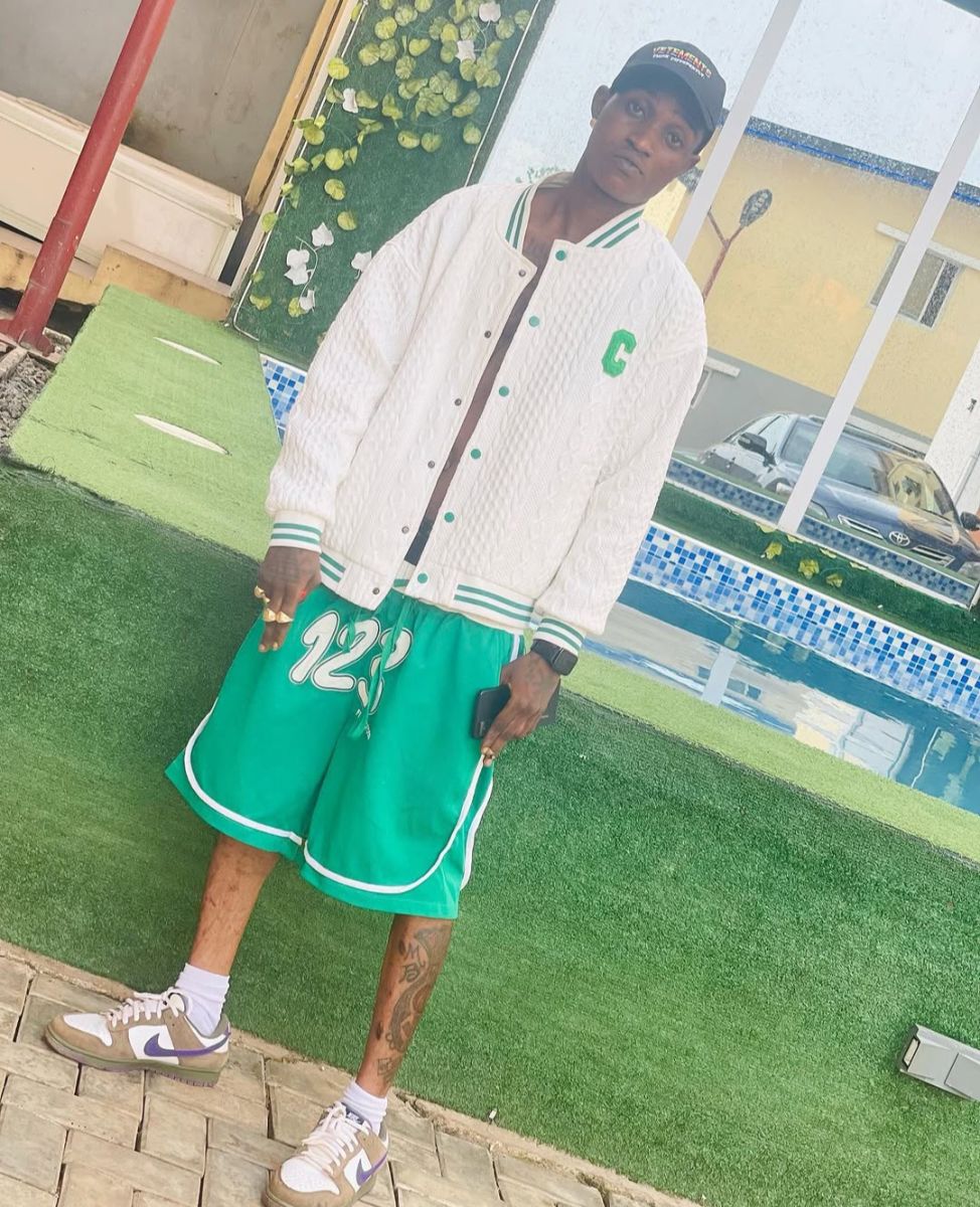 segunfunmiaj, 29 — Ogun Single