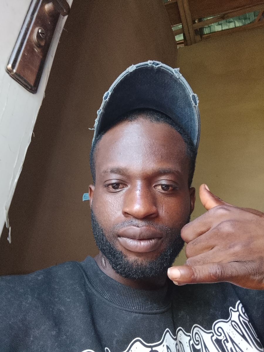 Alex1517, 32 — Ondo Single