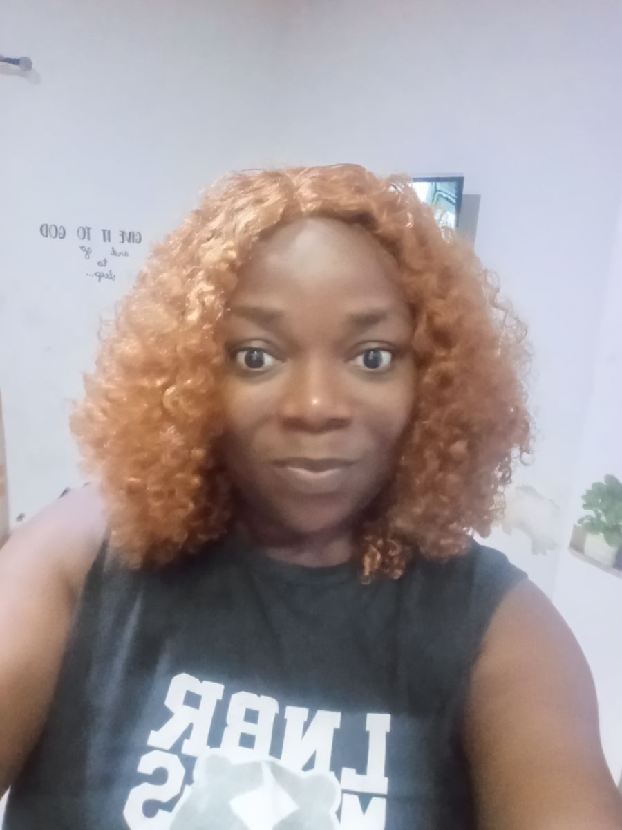 Momento — 42 yr old female in Lagos, Lagos, Nigeria | Verified Nigerian lady on NaijaCupid