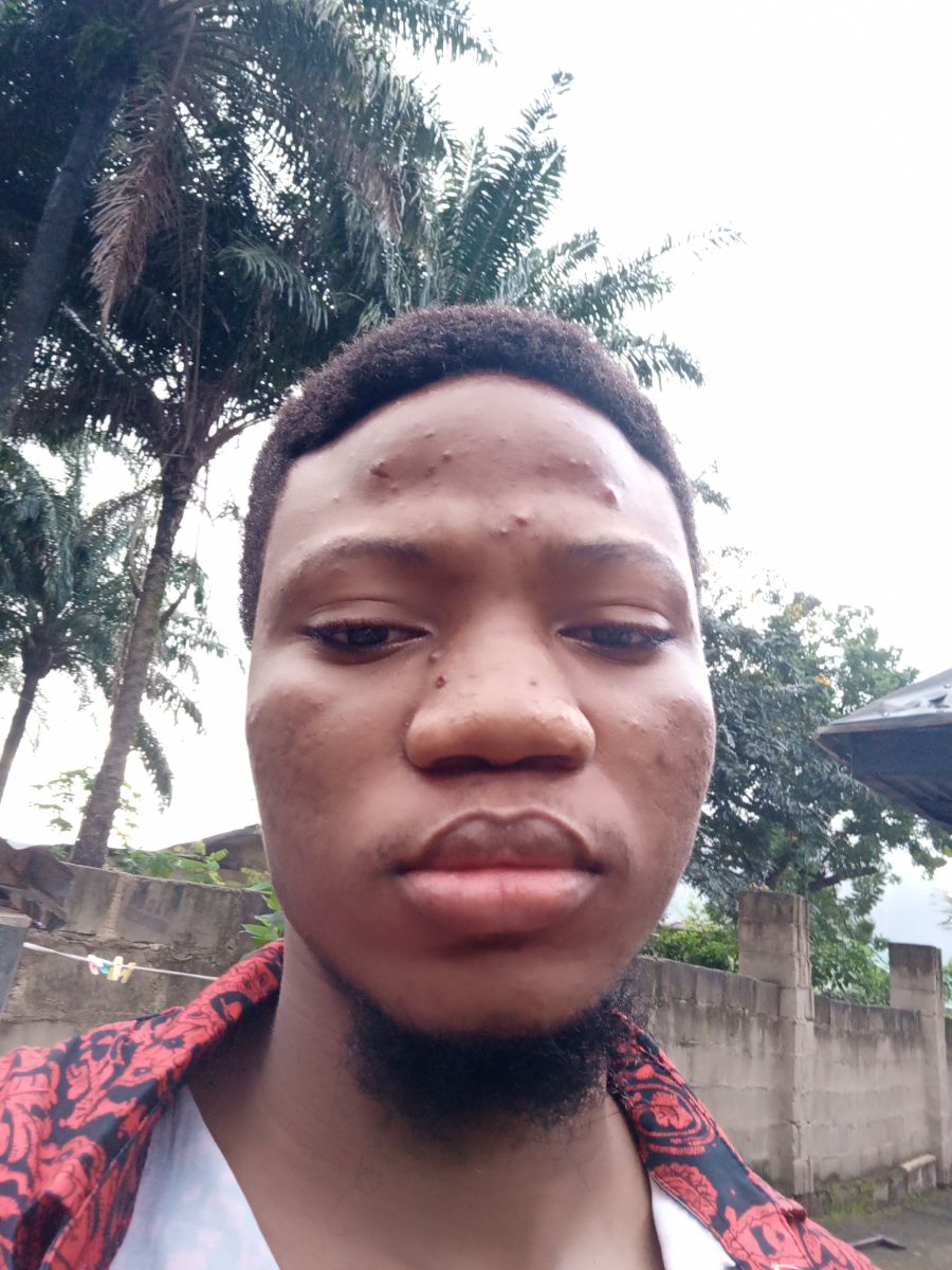 CHISOM, 26 — Free Dating App