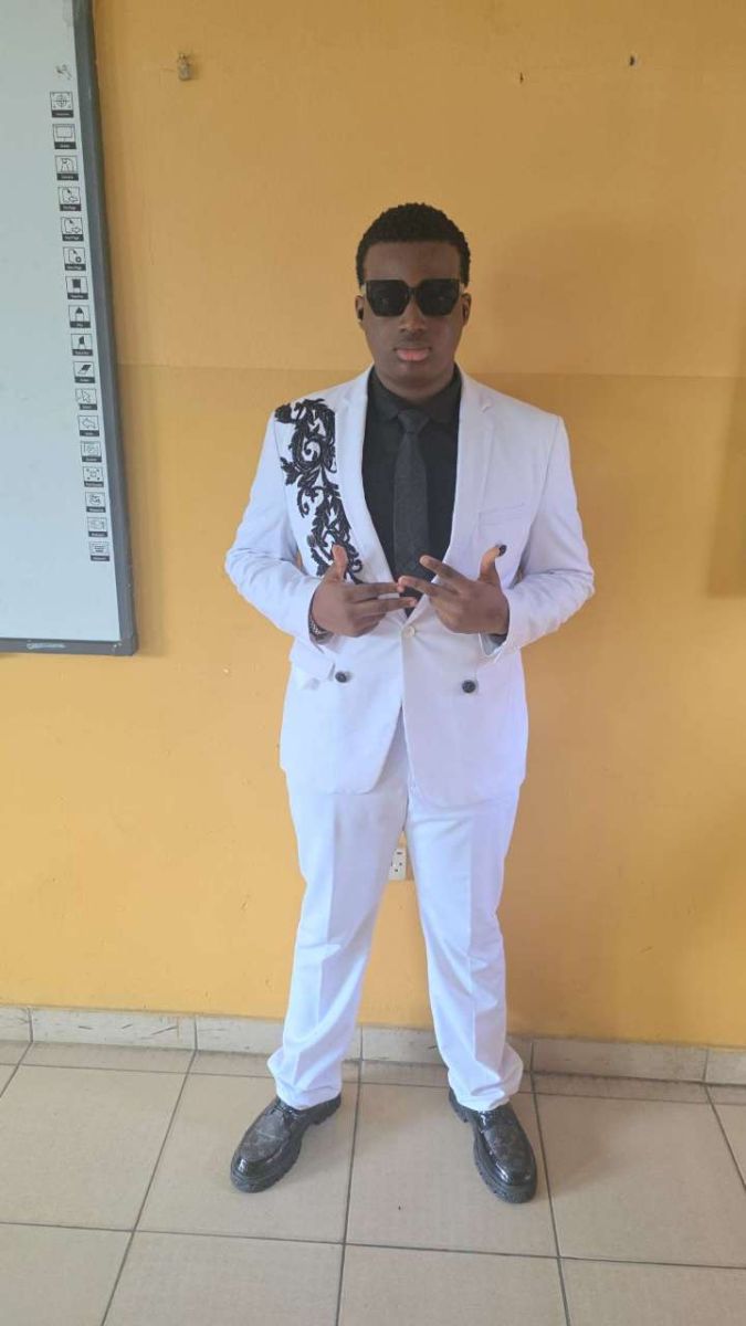 omololamoham, 19 — Free Dating App