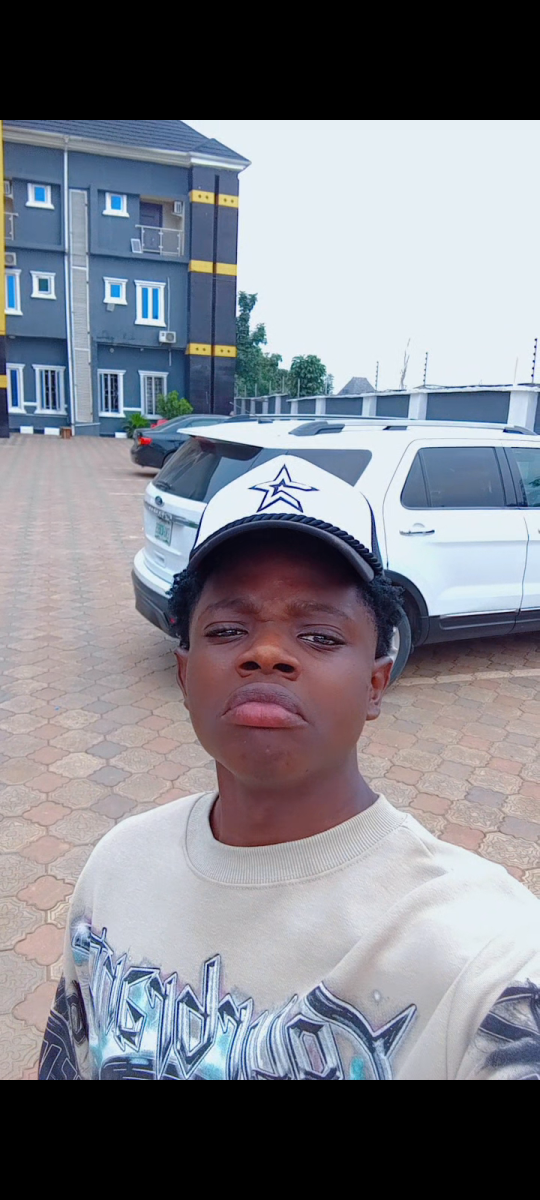emmanuelkevi, 21 — Nigeria dating site