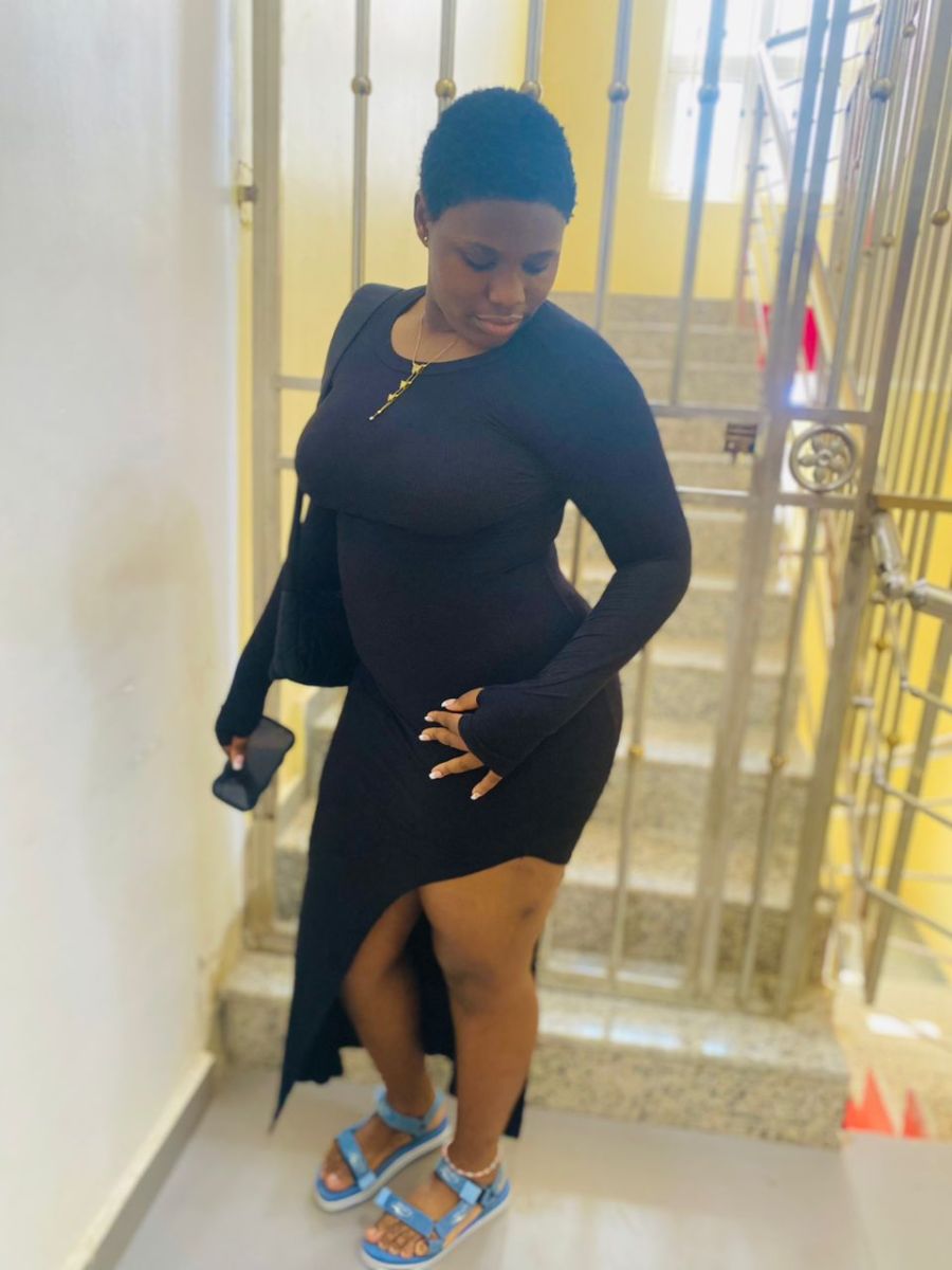 Ella, 23 — Nigerian Women