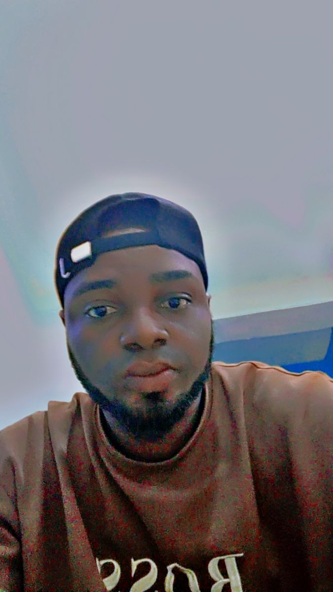 Bhadbolilsmile, 32 — Ogun Single