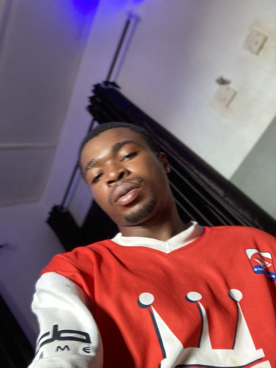 deeno, 25 — Igbo singles