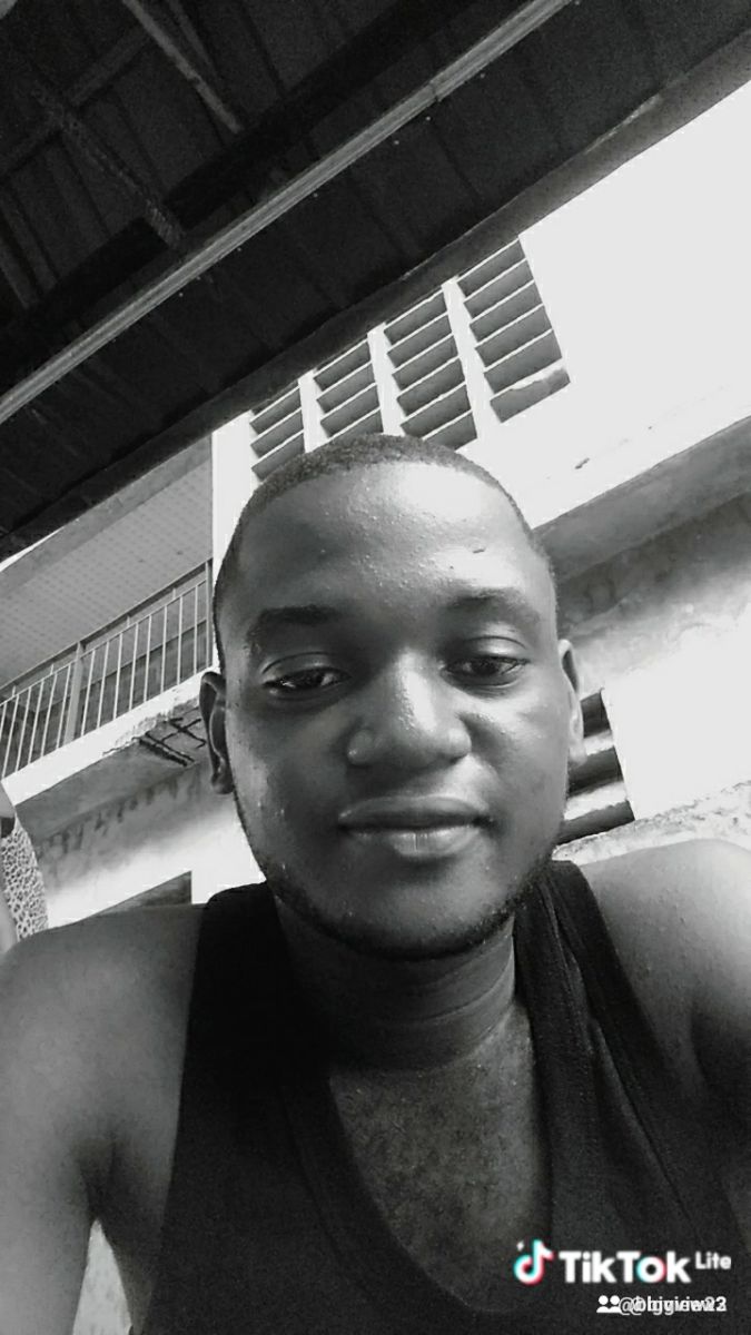 bigview148, 24 — Owerri Single