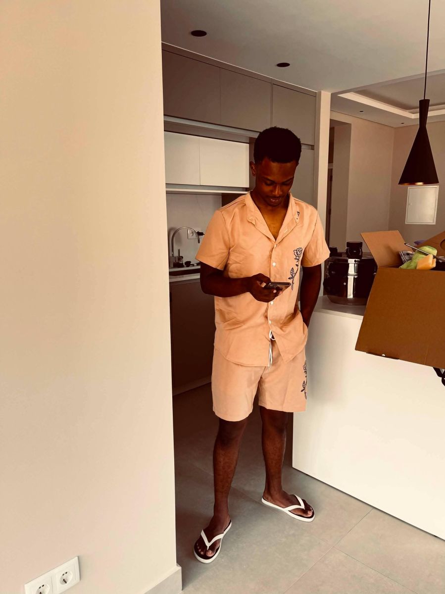 vannyrst, 23 — Sao Vicente Single