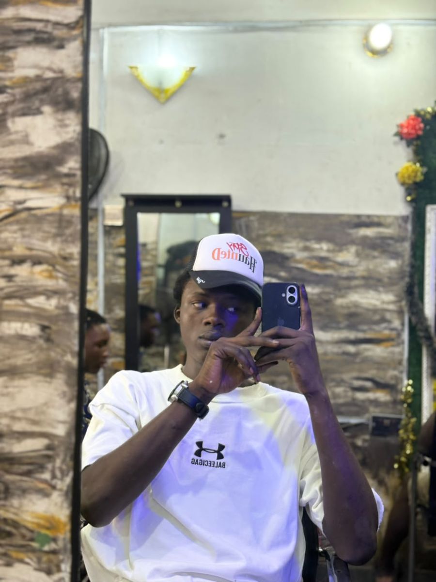 ikennaokoye1, 23 — Abia Single