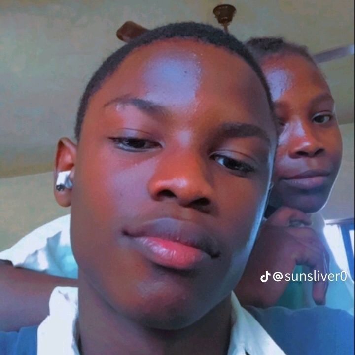 brunochris70, 18 — Ogun Single