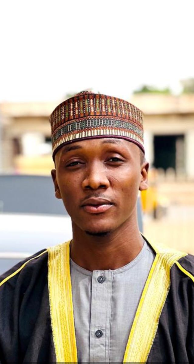 drimifox12, 29 — Hausa singles