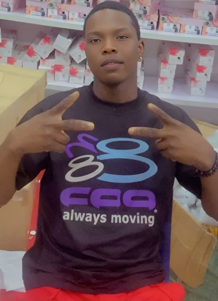 heze5494, 25 — Nigeria Single