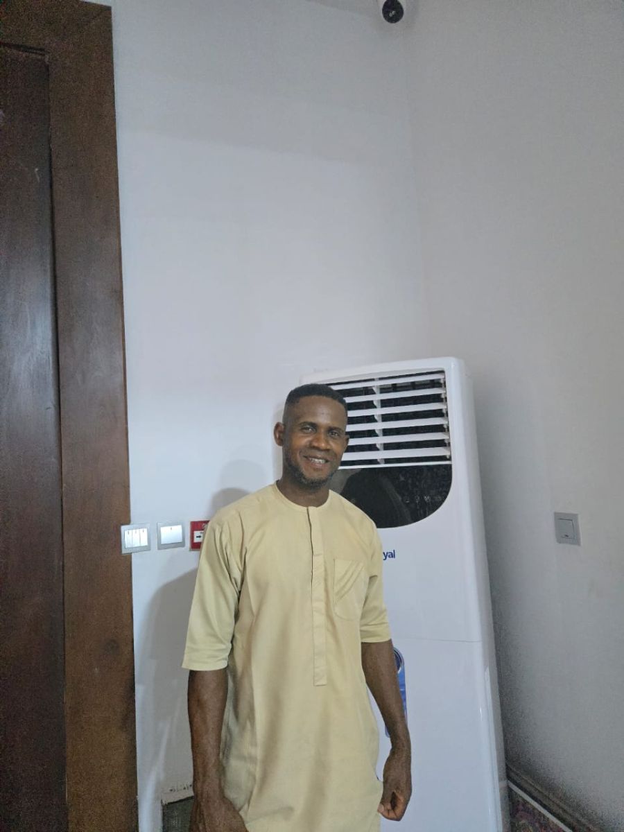 REAlzo, 29 — Singles Near Me