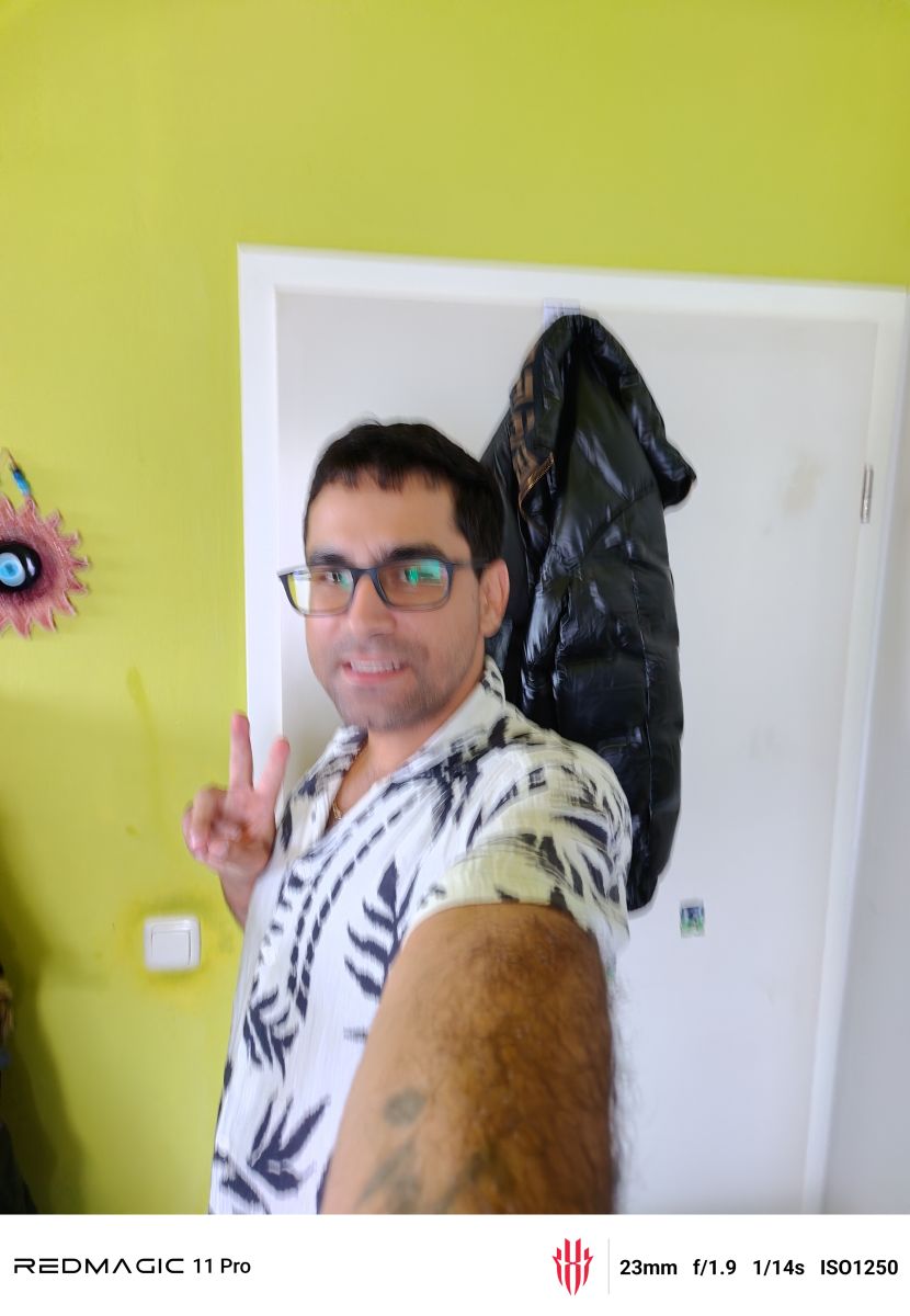 gursoykarabu, 33 — UK & Europe Single