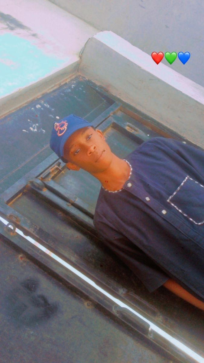 quraishm232, 18 — Kano Single