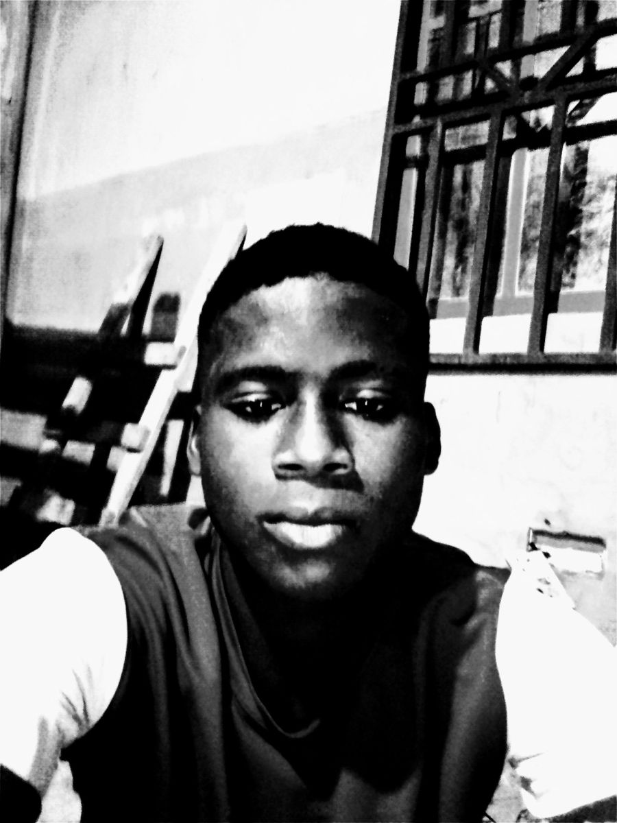 Ayodele, 22 — Ogun Single
