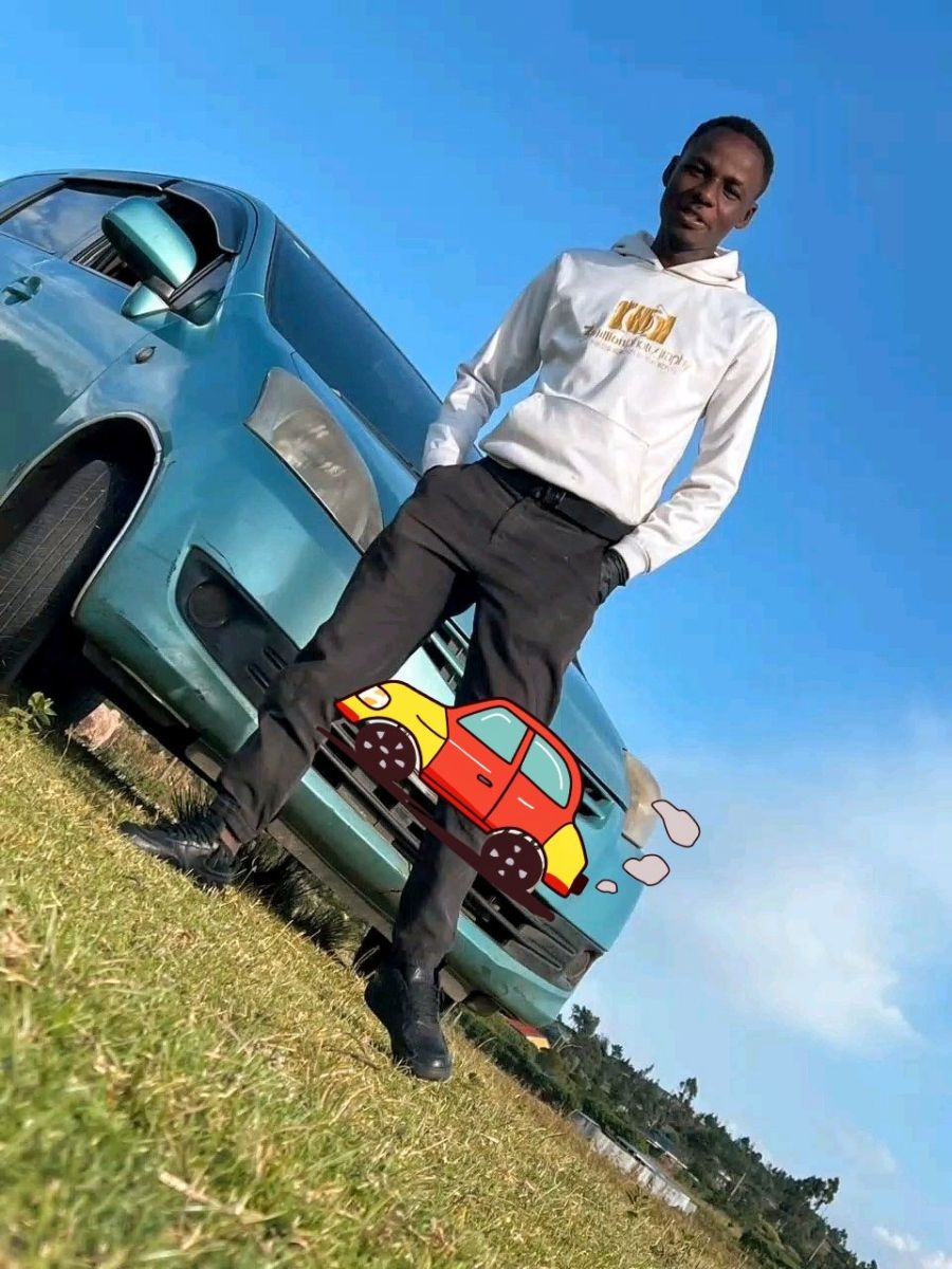 christopherc1, 21 — East Africa Single