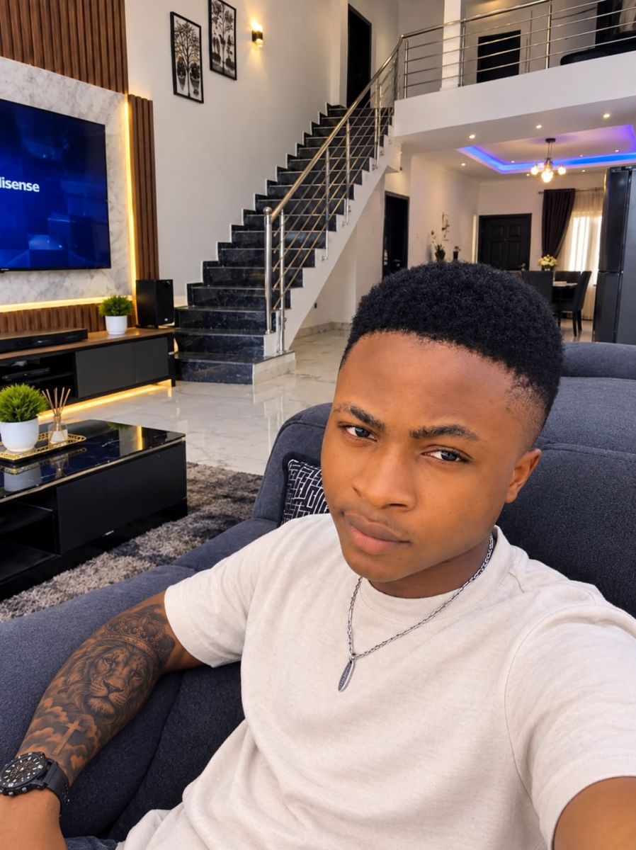 nwaigwevicto, 18 — Imo Single