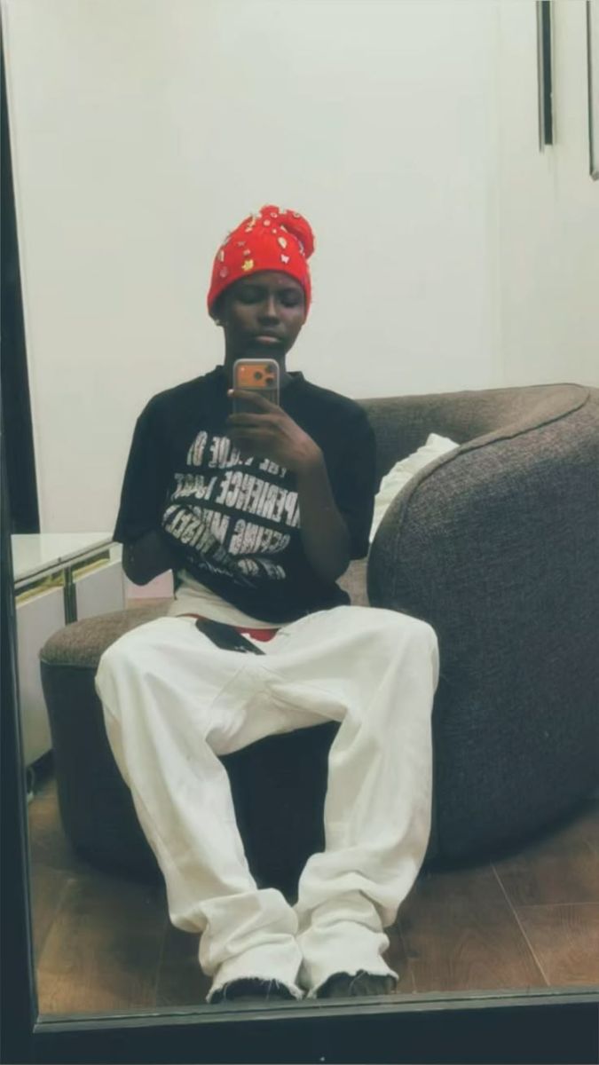fabiankase96, 21 — Cross River Single